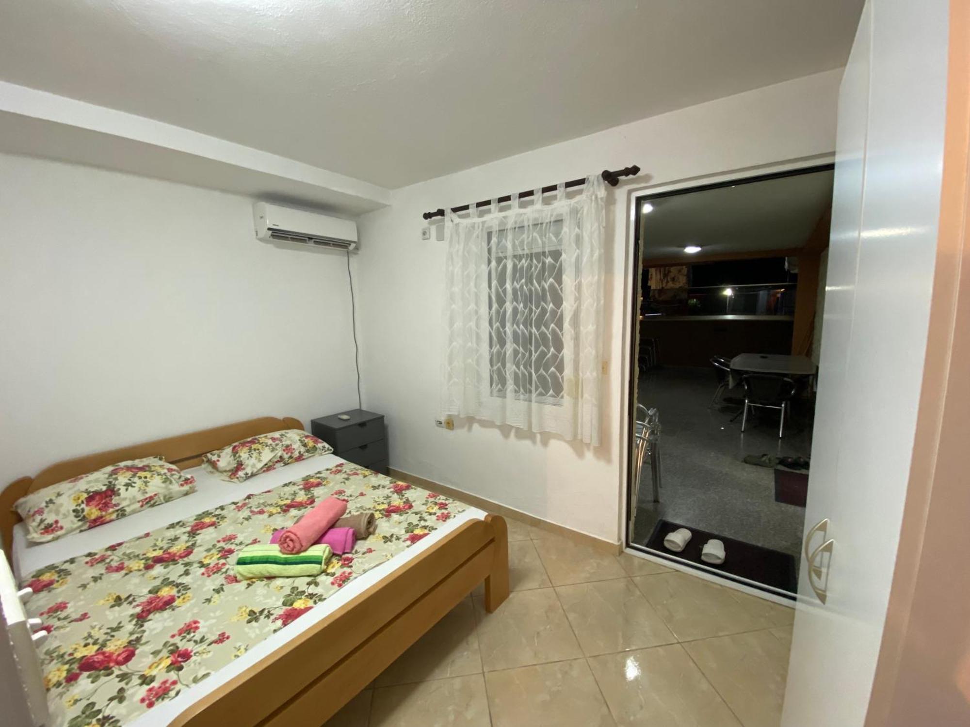 Apartments Zalli 울친 외부 사진