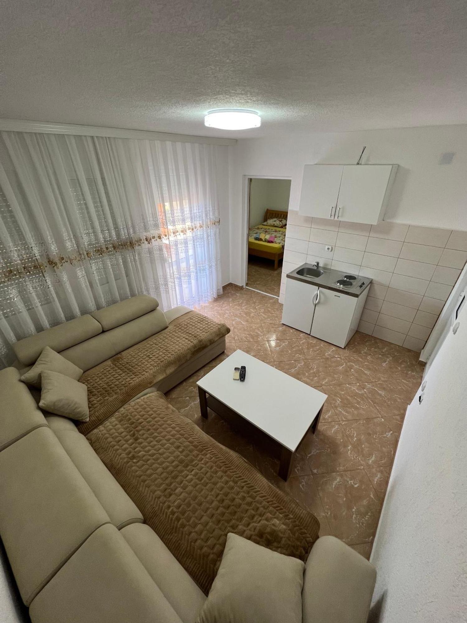 Apartments Zalli 울친 외부 사진