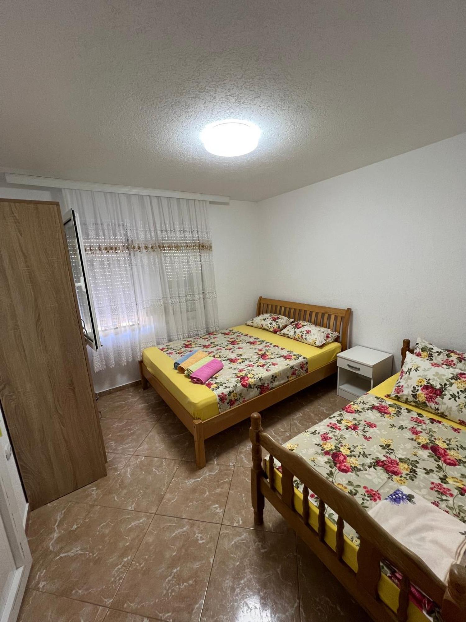 Apartments Zalli 울친 외부 사진