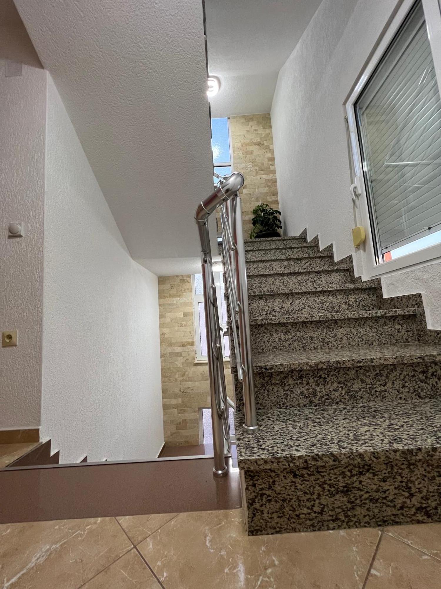 Apartments Zalli 울친 외부 사진