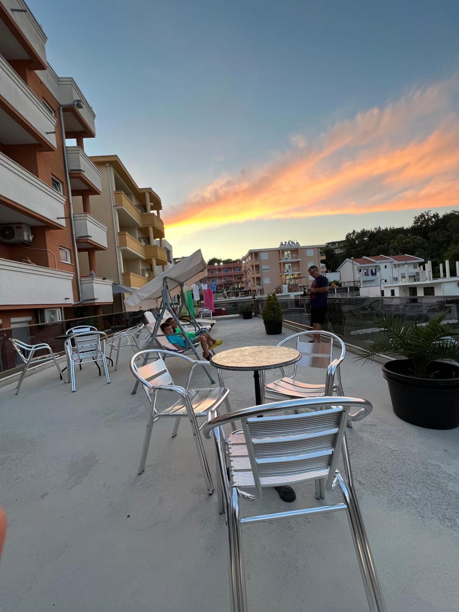 Apartments Zalli 울친 외부 사진