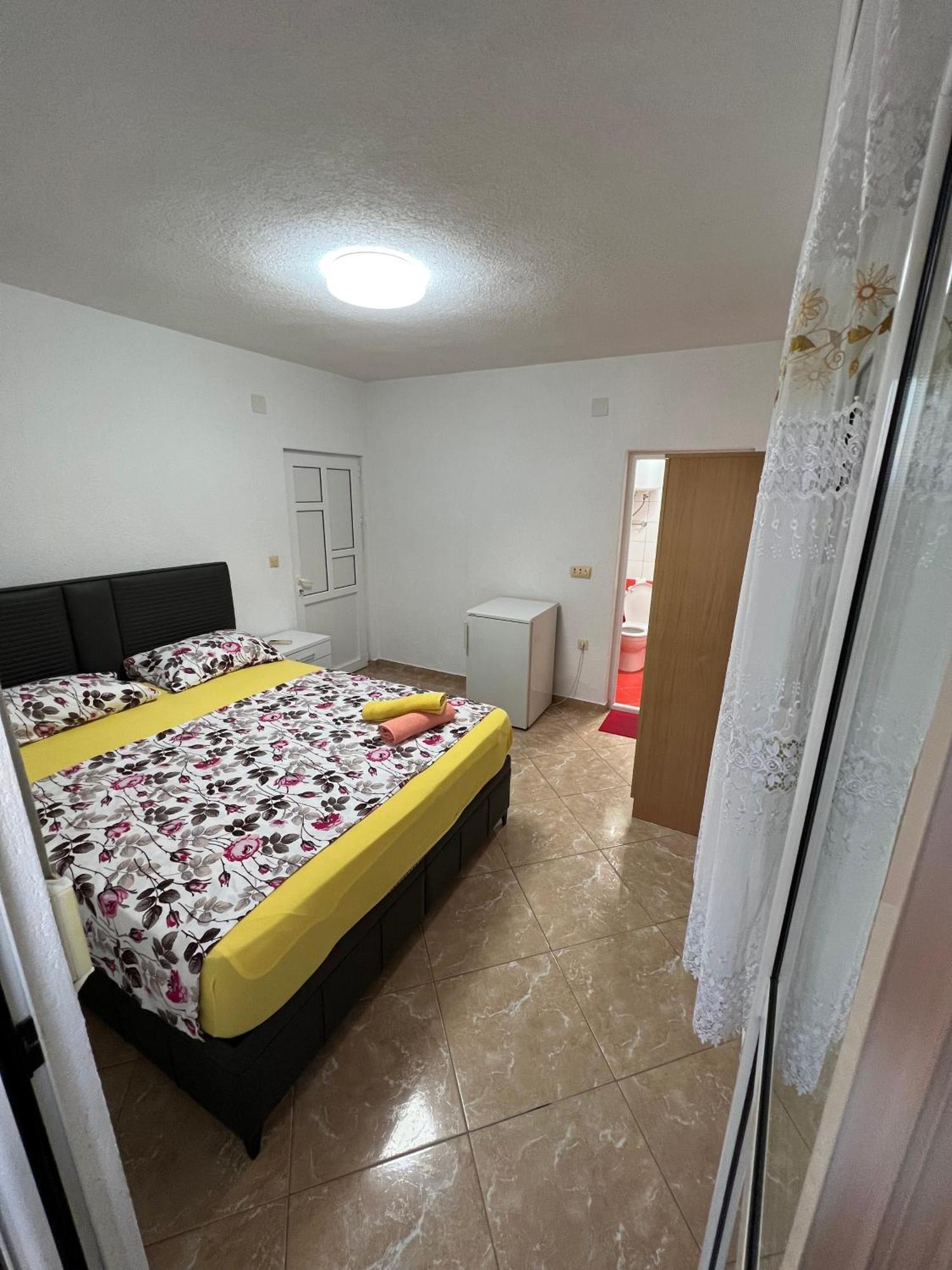 Apartments Zalli 울친 외부 사진